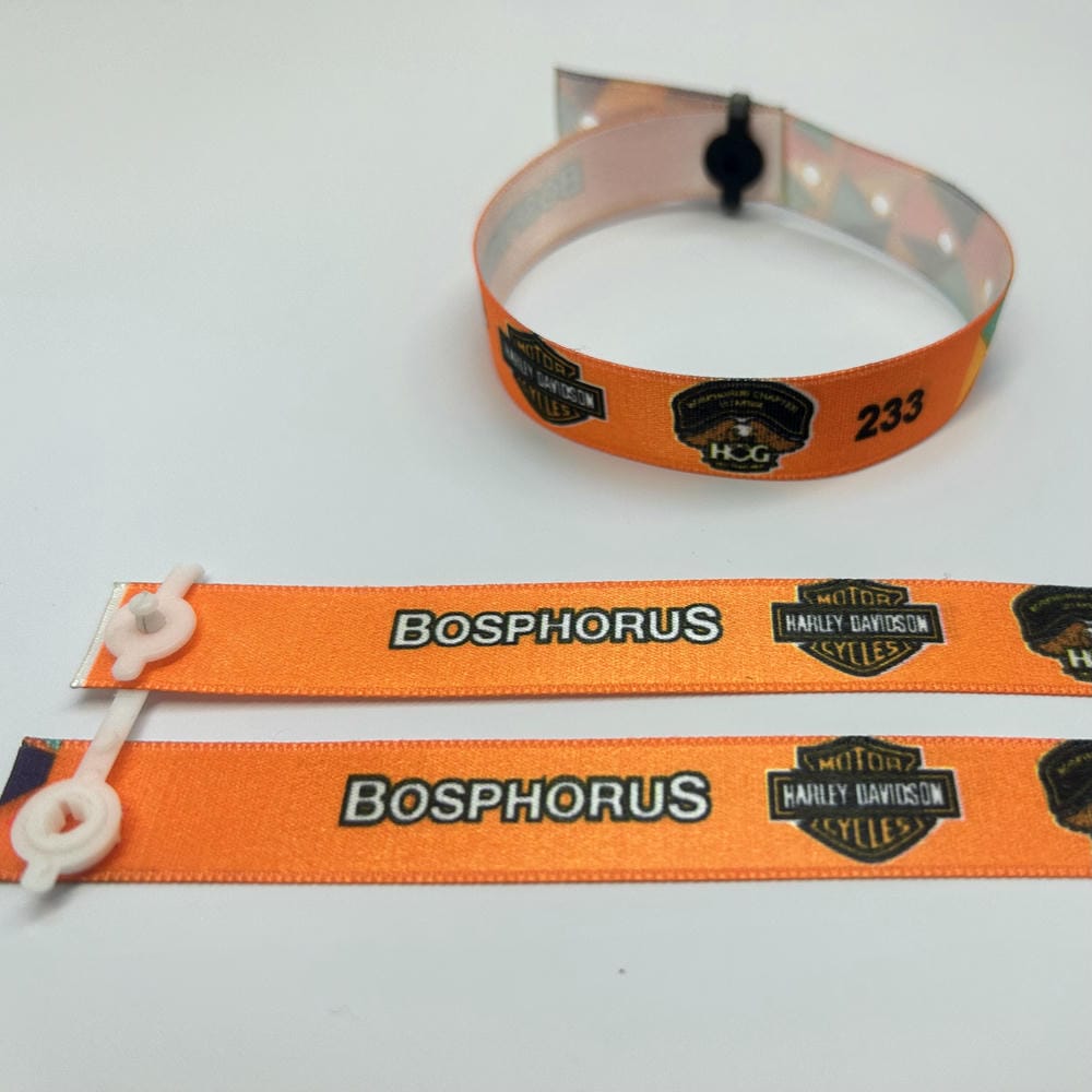 Lazer Delikli Bileklik